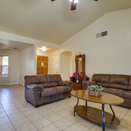 Convenient Las Cruces Home With Patio And Grill! エクステリア 写真