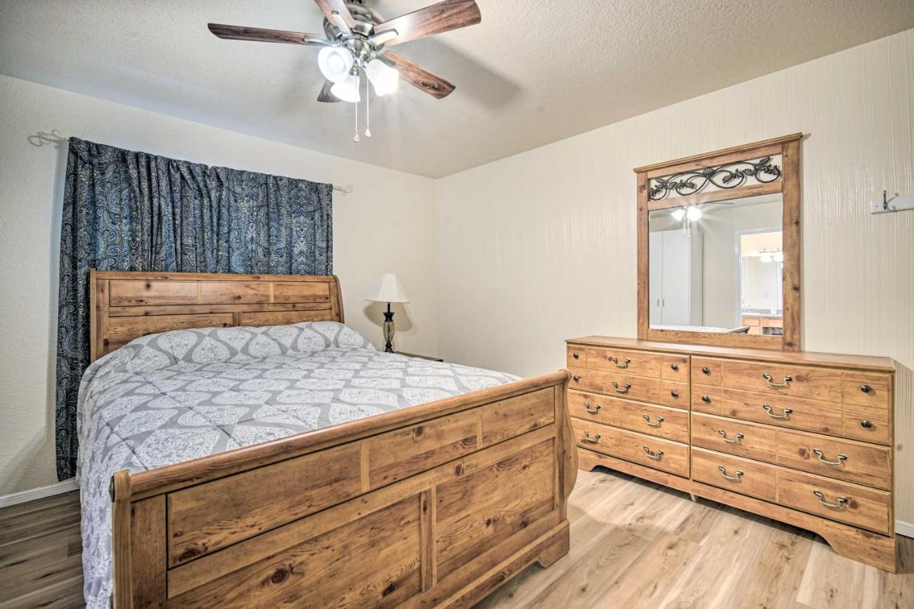 Convenient Las Cruces Home With Patio And Grill! エクステリア 写真